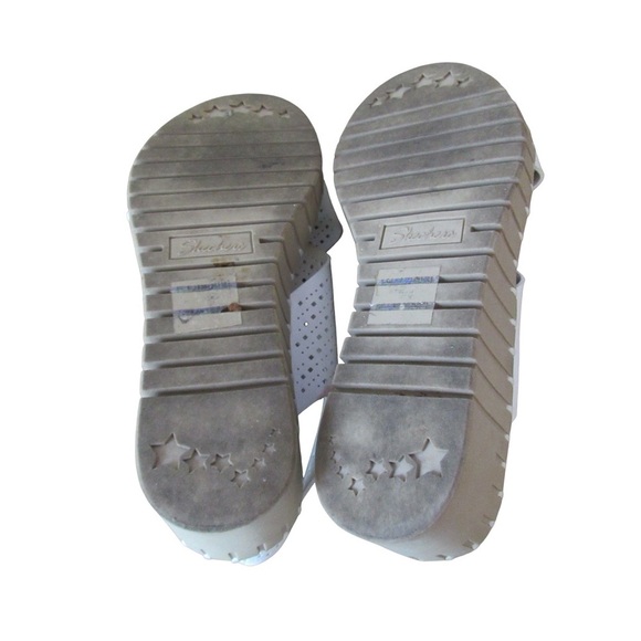 Skechers Pier Ave Wedge Sandals 9 White Strappy Perforated Luxe Foam Comfort - Picture 10 of 11